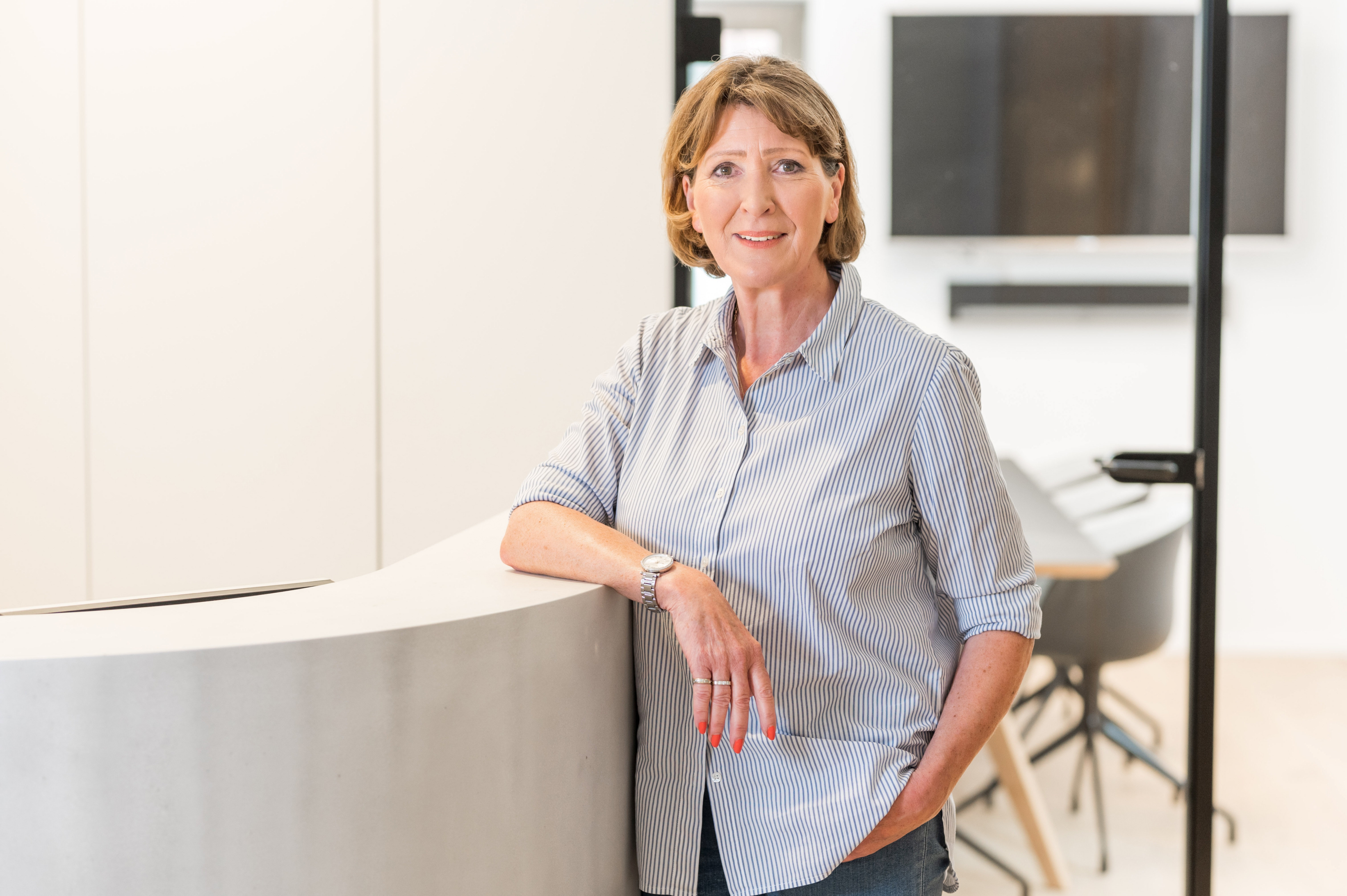 Sabine Zorn, Sekretariat