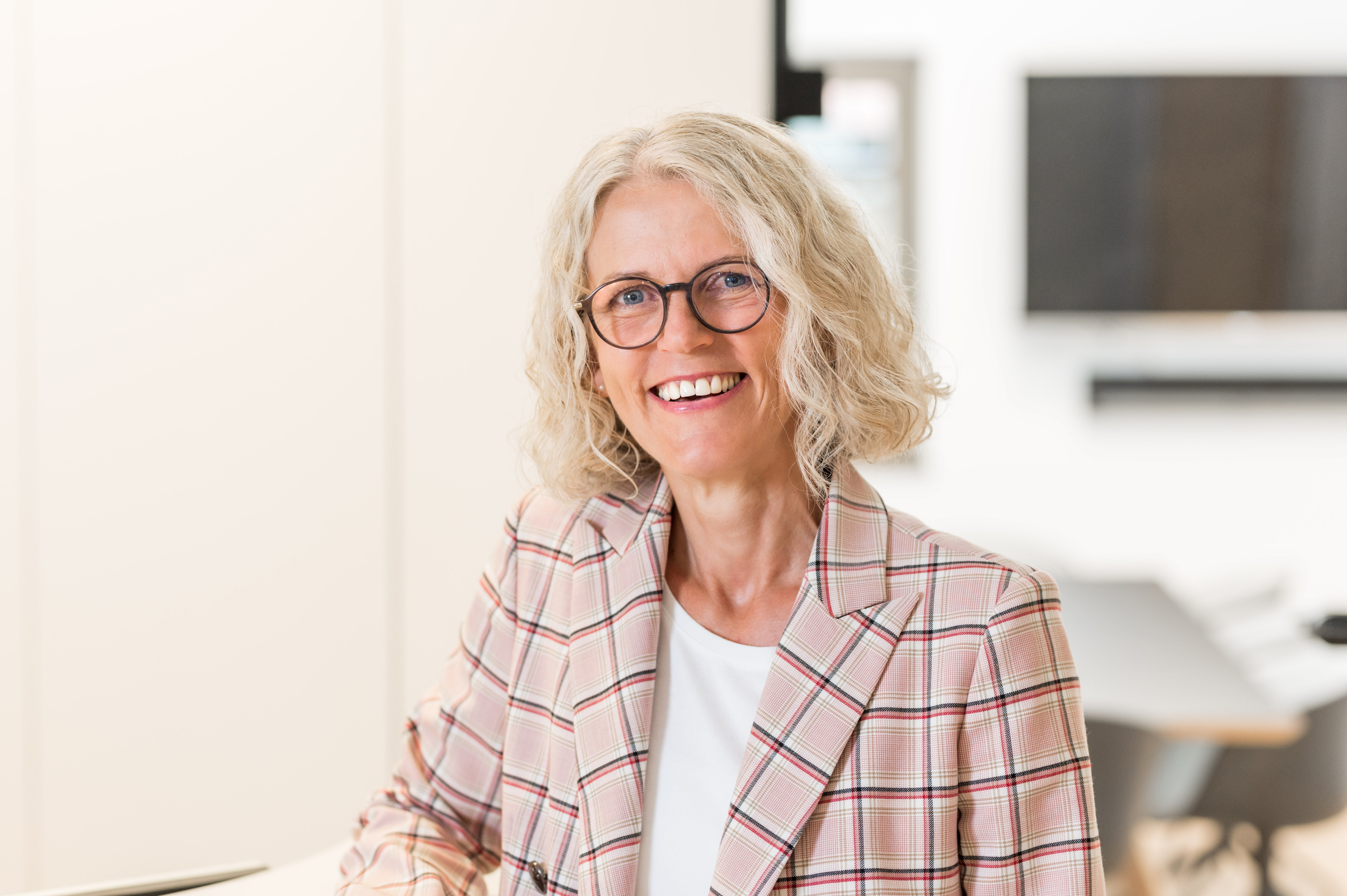 Doris Halder, Steuerfachangestellte